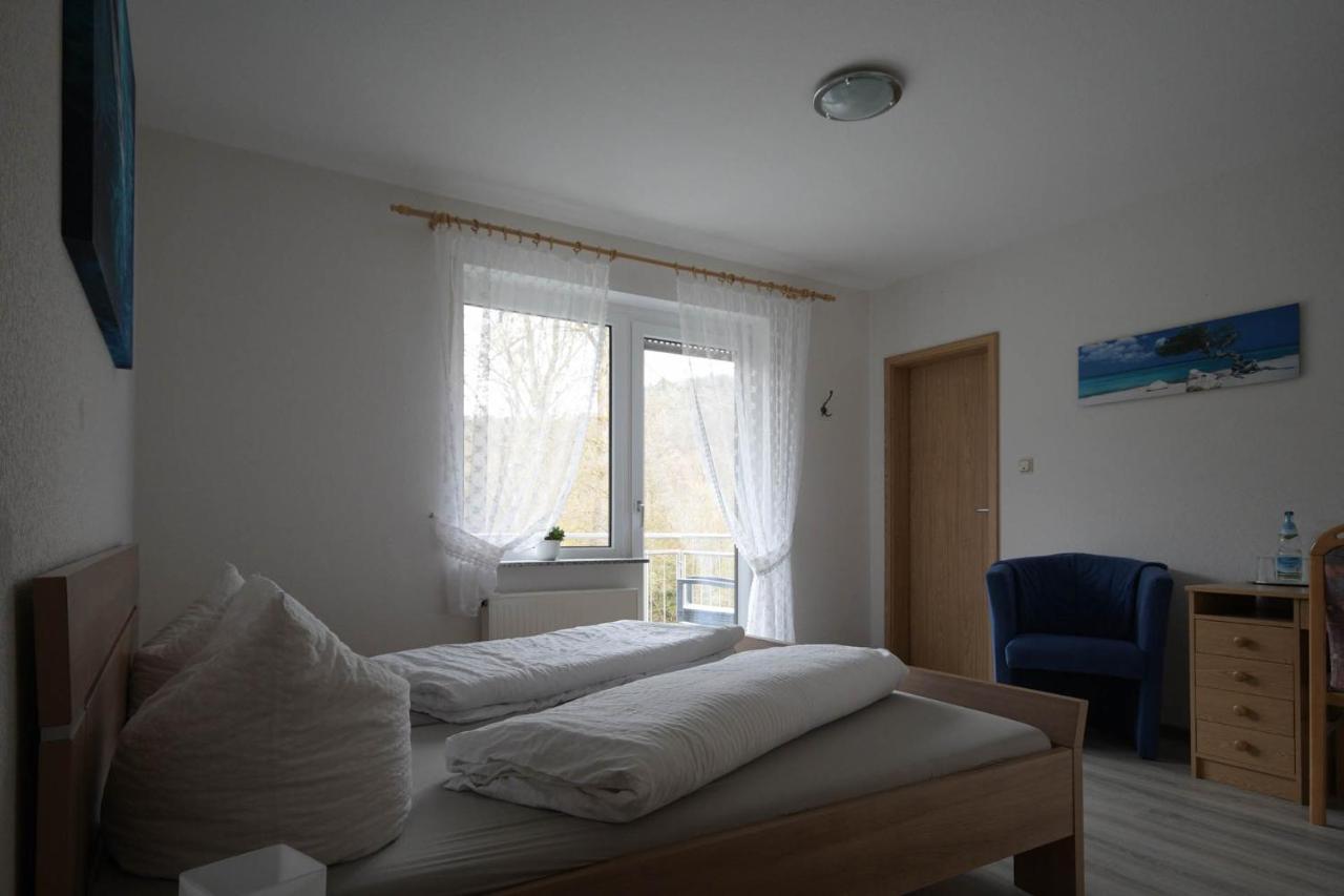 Zimmer Ohne Fruehstueck In Der Forellenzucht Burgen  Eksteriør billede